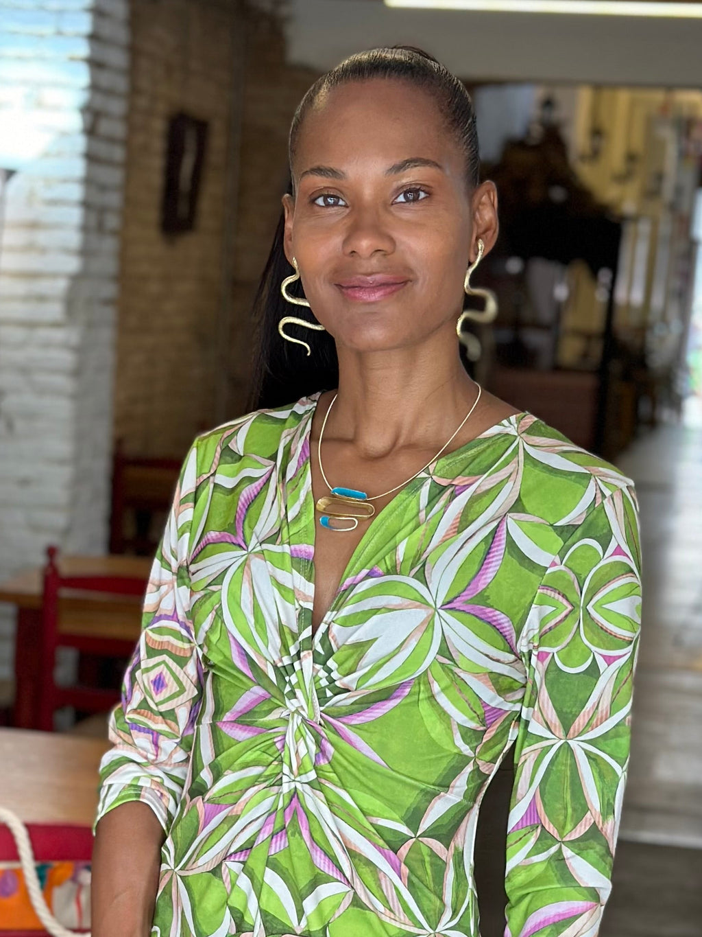 In-Situ Show Promos for Consumer Brands & Retailers